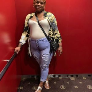 Meet your Posher, Shanekia